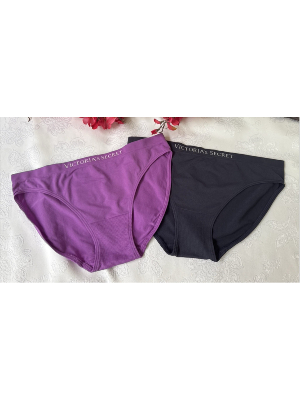 2 PAIR PAIRS LOT VICTORIA'S SECRET M BIKINI PANTIES BLACK PURPLE CLASSIC NWT